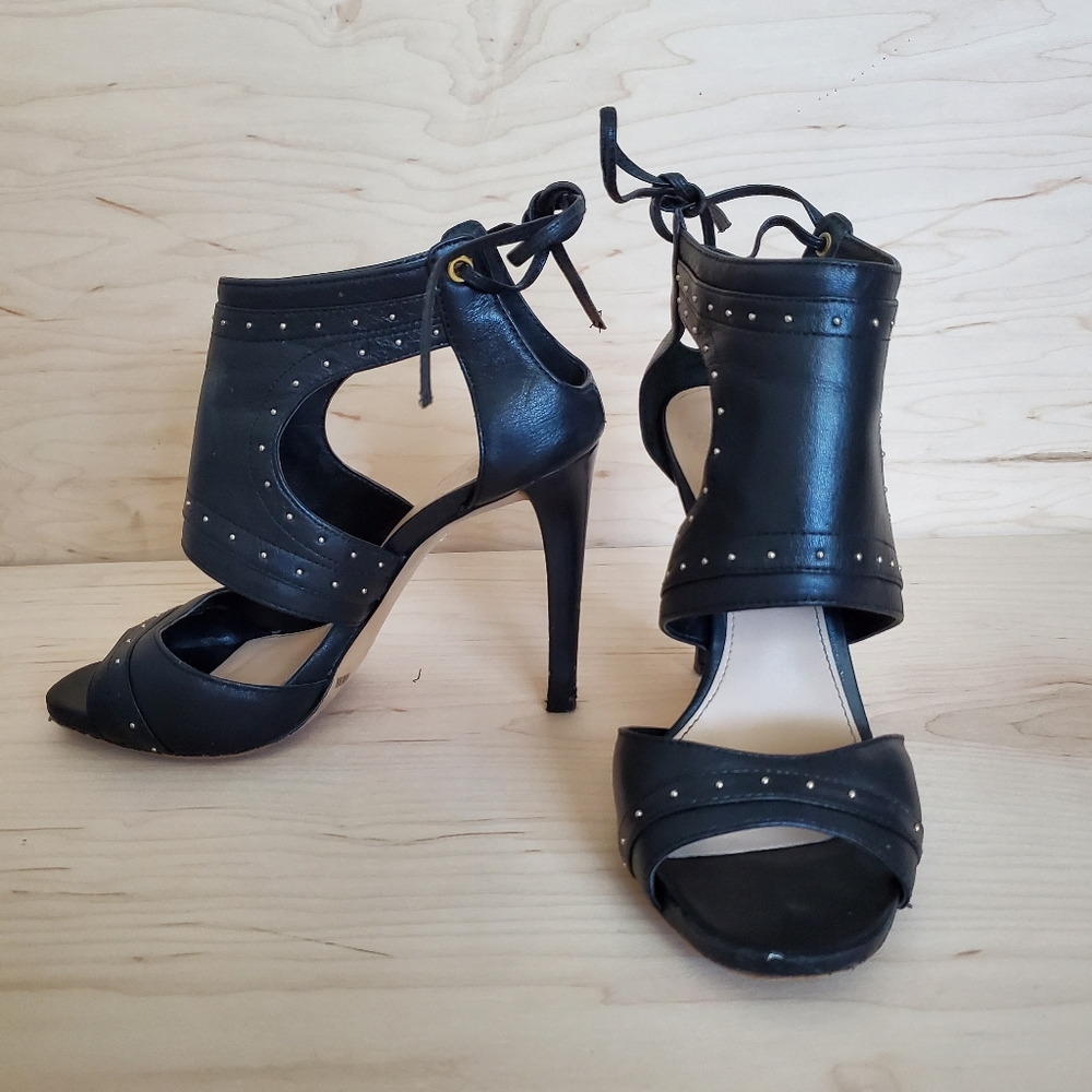 Vince Camuto Sandals